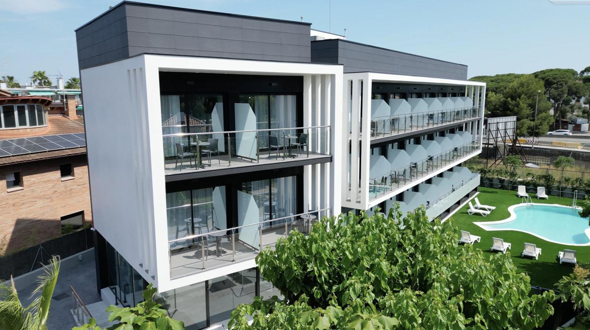 Hotel C31 Castelldefels Exteriör bild