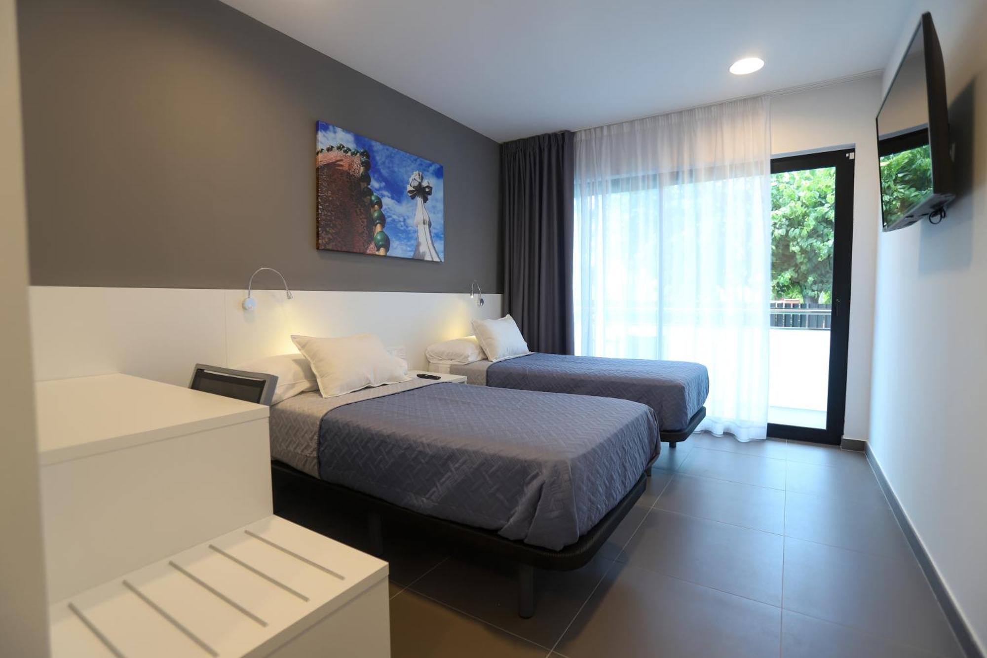 Hotel C31 Castelldefels Exteriör bild