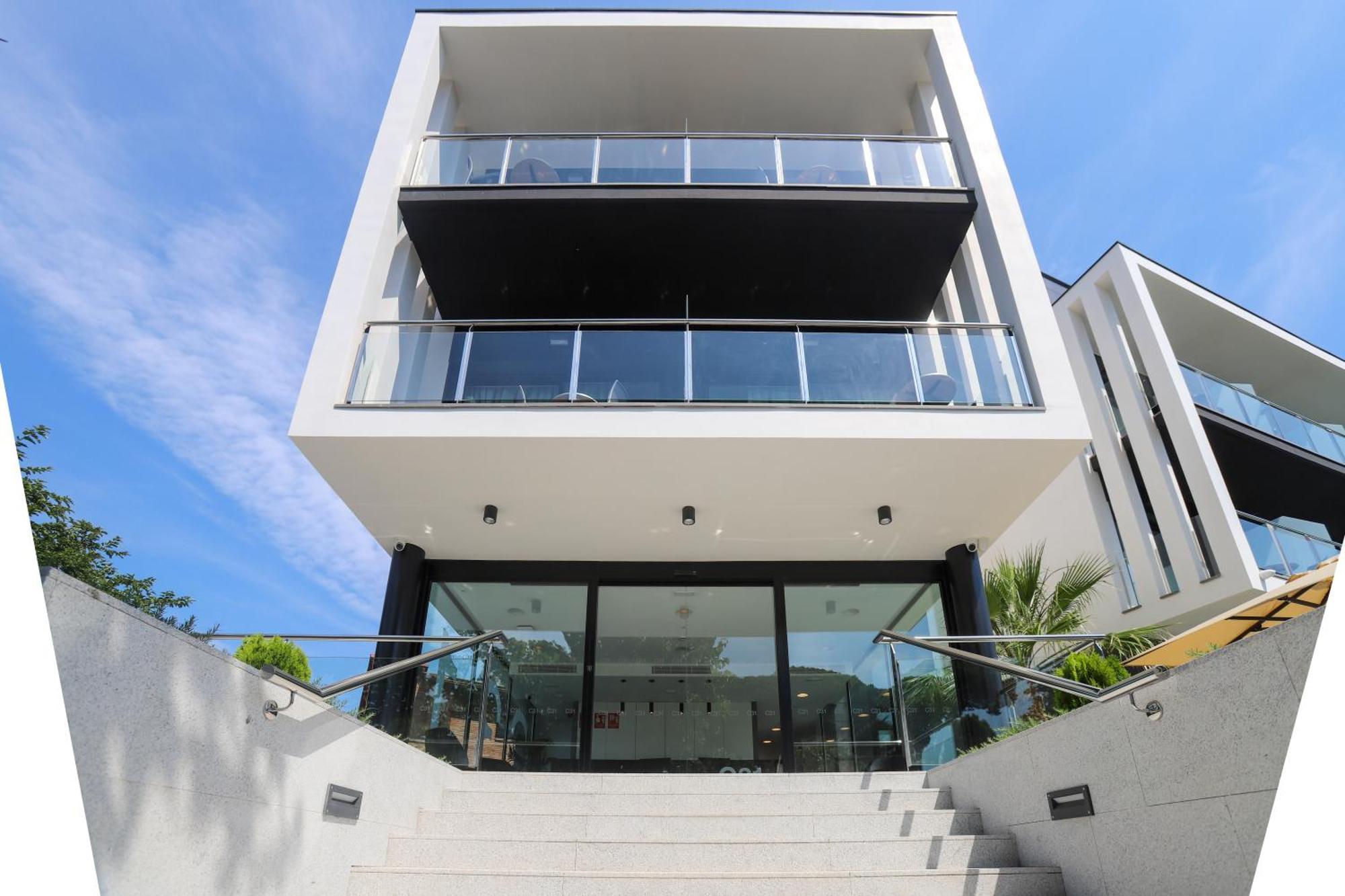 Hotel C31 Castelldefels Exteriör bild